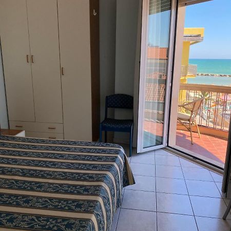 Hotel Acapulco Viserbella di Rimini المظهر الخارجي الصورة