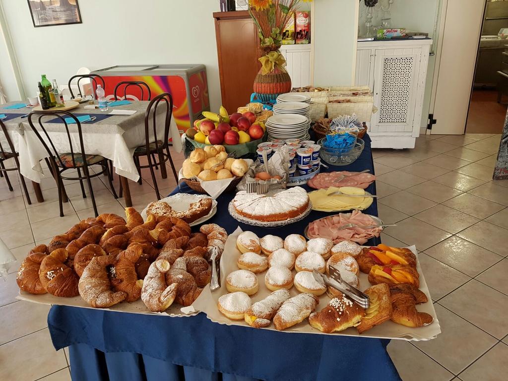 Hotel Acapulco Viserbella di Rimini المظهر الخارجي الصورة