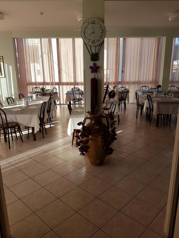Hotel Acapulco Viserbella di Rimini المظهر الخارجي الصورة