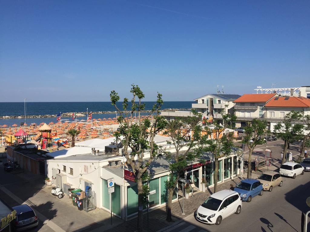 Hotel Acapulco Viserbella di Rimini المظهر الخارجي الصورة